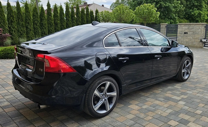 Volvo S60 cena 39999 przebieg: 205000, rok produkcji 2011 z Legnica małe 277